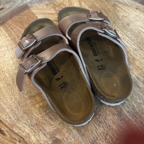 Kids Rose Gold Birkenstocks - Picture 3 of 12